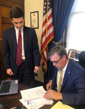 MooreBillSigning